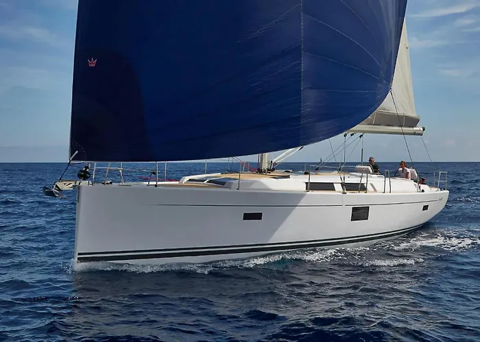 Private Sail Yacht On The Amalfi Coast Escape The Crowds In Style Tekne Positano