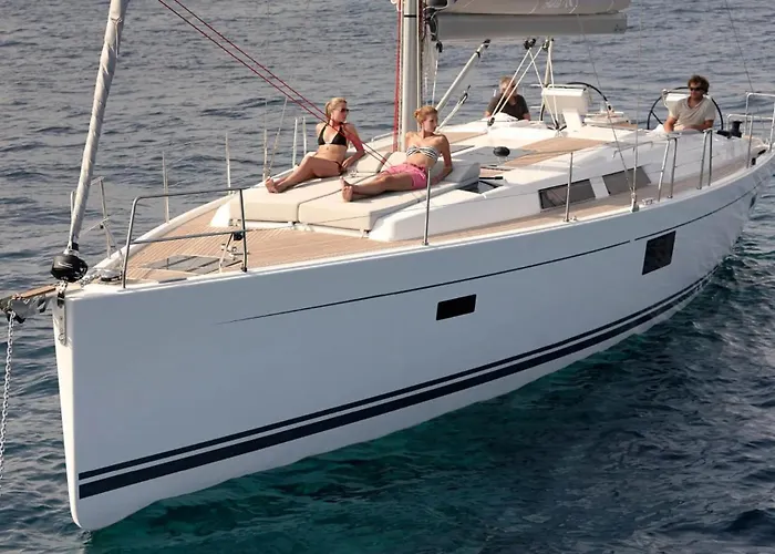 Tekne Private Sail Yacht On The Amalfi Coast Escape The Crowds In Style *
