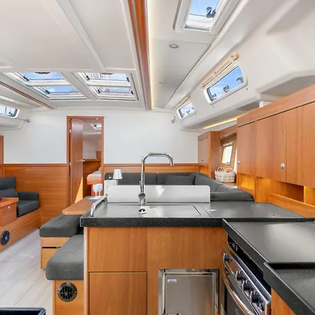 船屋 Private Sail Yacht On The Amalfi Coast Escape The Crowds In Style *