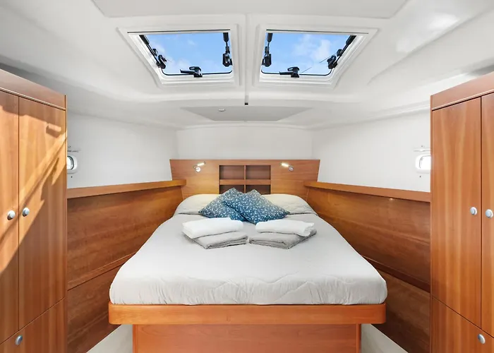 Botel Private Sail Yacht On The Amalfi Coast Escape The Crowds In Style *