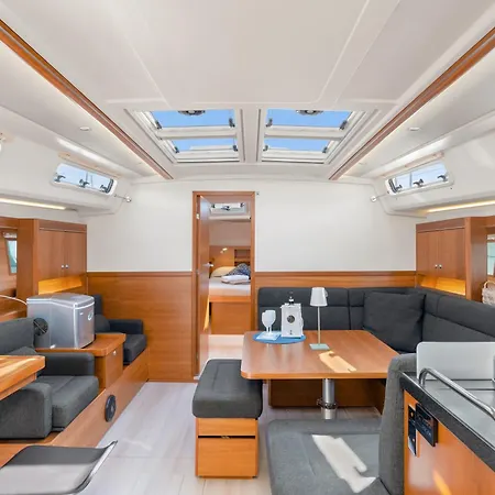 Private Sail Yacht On The Amalfi Coast Escape The Crowds In Style Botel Positano