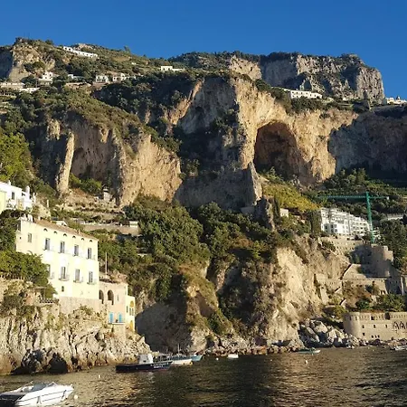 Botel Private Sail Yacht On The Amalfi Coast Escape The Crowds In Style Positano