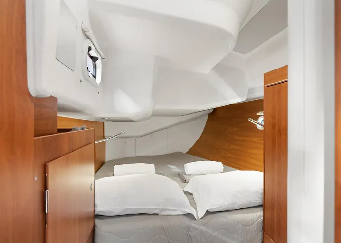 Botel Private Sail Yacht On The Amalfi Coast Escape The Crowds In Style